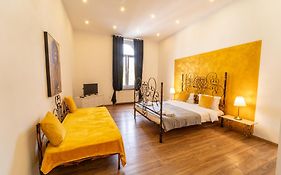 Grand Historic Residence With New Luxury Marble Design-Main Square